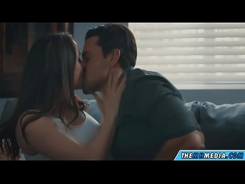 ❤️ رابطه جنسی عاشقانه با یک مادر خوش اندام ❤ فقط پورنو در ما